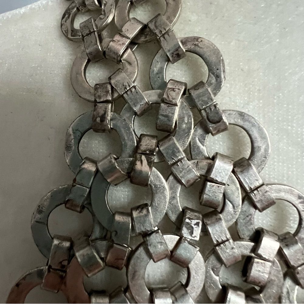 Silver Metal Link Dramatic Statement Bib Necklace - image 3